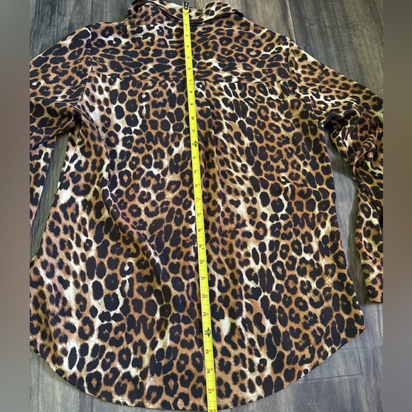 Express Brown and Black Fitted Long Sleeve Button Down Shirt - Picture 4 of 5